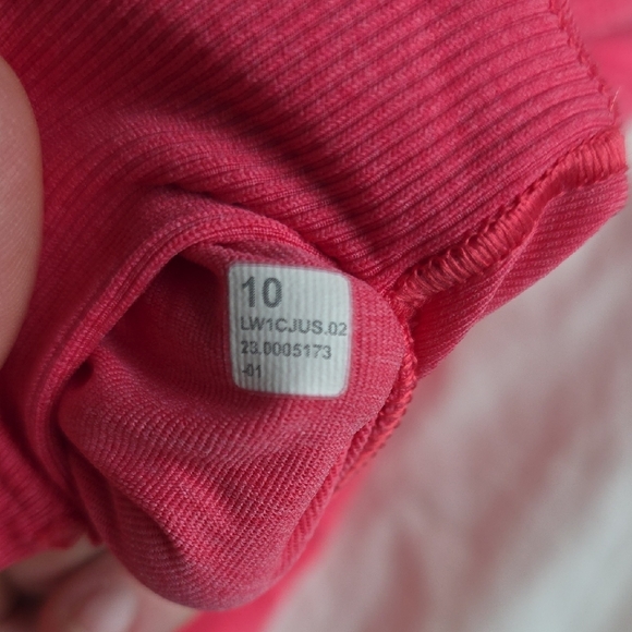 Lululemon Athletica Pink Ribbed Top - Picture 3 of 3
